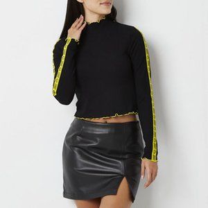 NWT JUICY COUTURE LONG SLEEVE MOCK NECK CROP TOP (BLACK & NEON YELLOW)